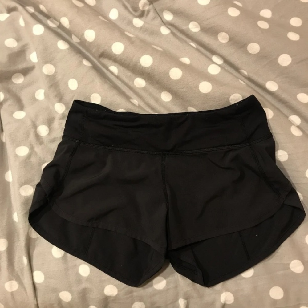 Black size 2 lulu shorts barley worn
